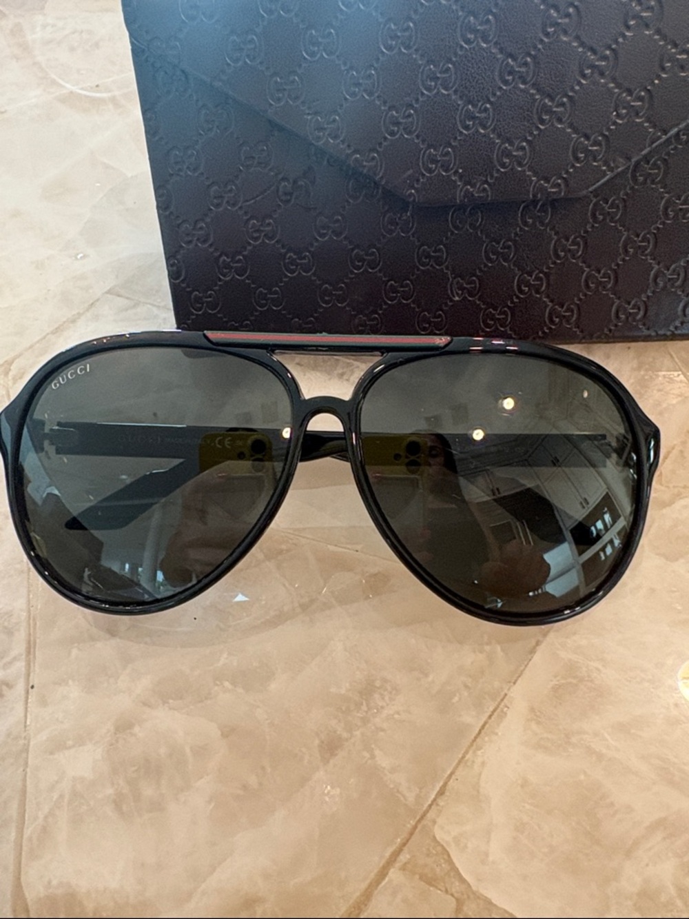 Gucci Black Aviator Sunglasses with Dark Lenses